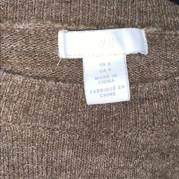 H&M Color Block Sweater - Picture 3 of 4